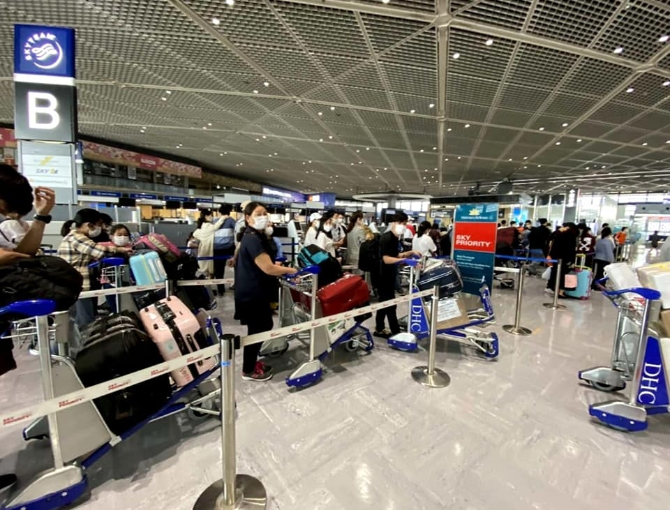 vietnam arranges another flight to repatriate citizens from japan