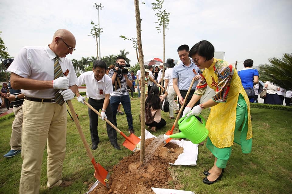 russias victory day marked by tree planting event