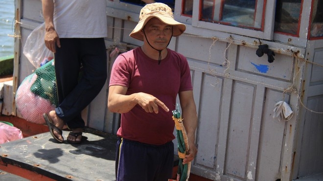 vietnam protests against chinese ships attack demands compensation for sunken boat
