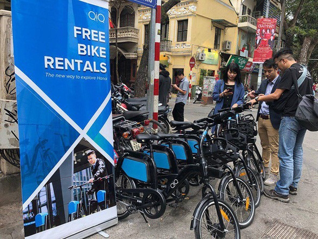 Hanoi to pilot free electric two-wheeler rental system connecting bus routes