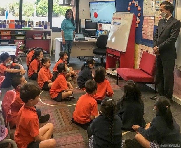 OV Promotes Vietnamese Language Teaching and Learning for Children in Australia
