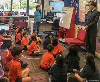 Expert Underlines Significance of Learning, Teaching Vietnamese for Children in Australia