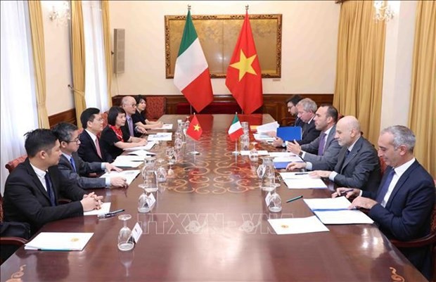 Vietnam, Italy Hold Deputy Ministerial-Level Political Consultation