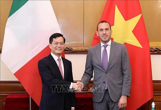 Vietnam, Italy Hold Deputy Ministerial-Level Political Consultation