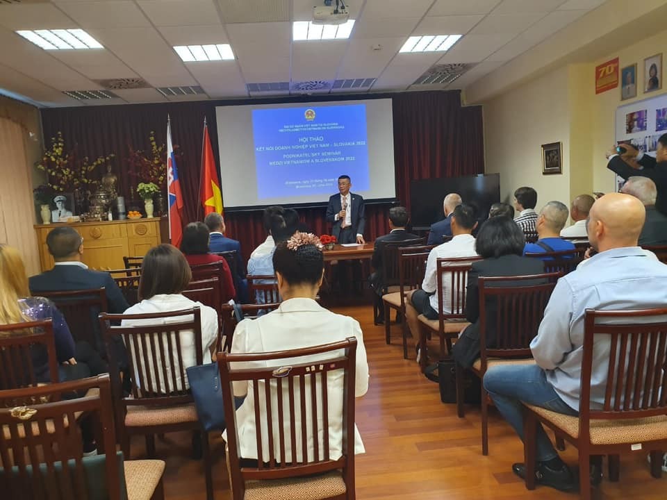 Embassy Hosts Seminar Connecting Vietnam – Slovakia Businesses