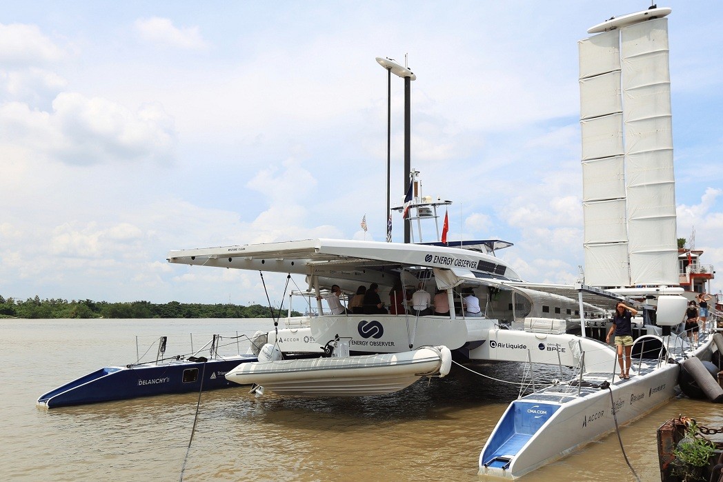 Close Up Of The World’s First Hydrogen-Powered, Zero-Emission Vessel