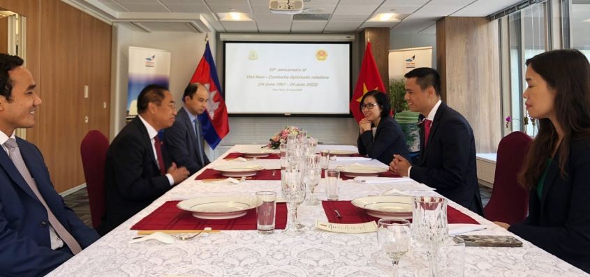 Permanent Delegations of Vietnam, Cambodia in New York Celebrate 55-Year Ties