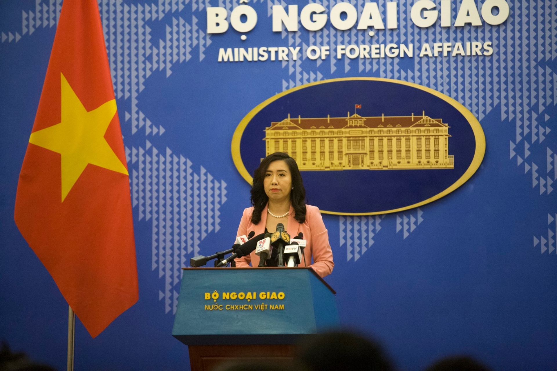 spokesperson confirmed vietnams stance in east sea issue