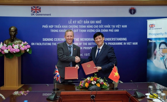 Vietnam, UK step up health cooperation