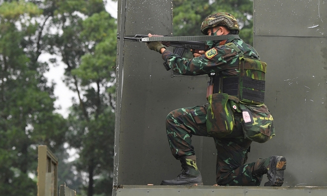 Ready, Aim, Fire!: Vietnamese Snipers at the Army Games