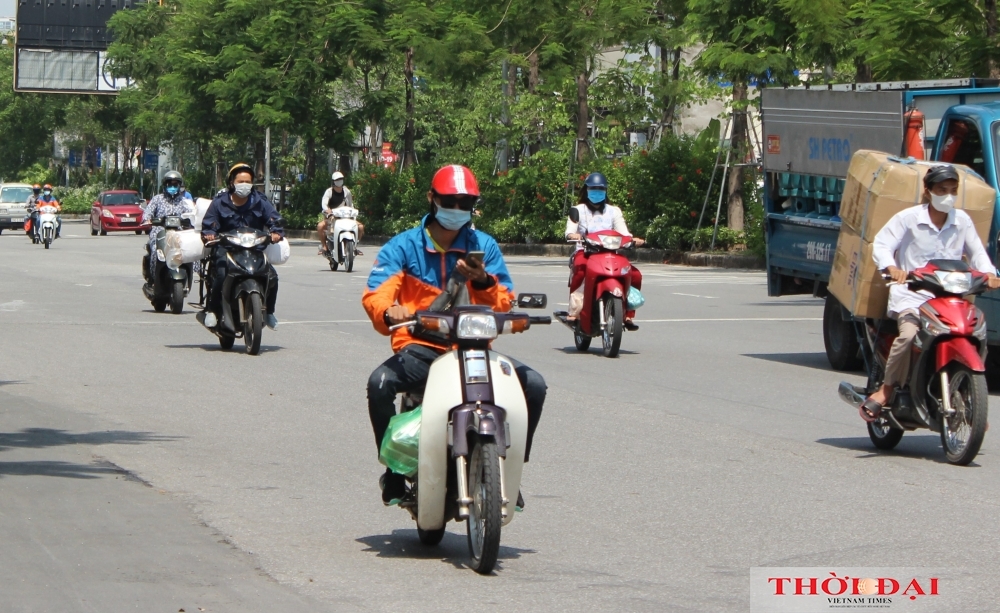 Shipping during Covid-19 lockdown in Hanoi