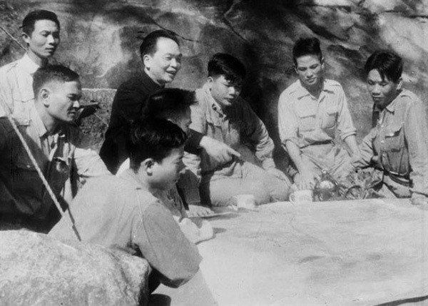 Online Exhibition of 110 Photos to Pay Tribute to General Vo Nguyen Giap