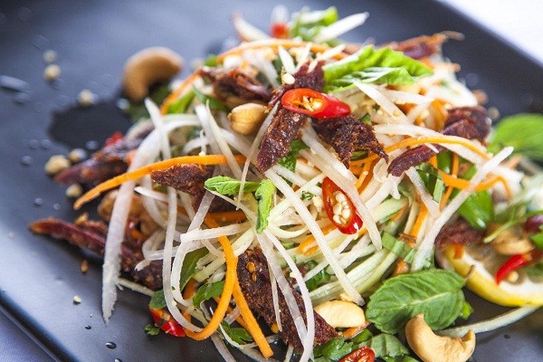 Australian Website Suggests 10 Dishes Must Eat and Drink in Vietnam