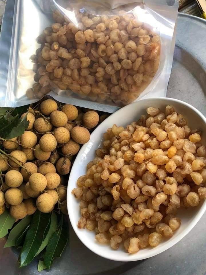 Vietnamese Home Cooking Recipe: Lotus Seed Sweet Soup with Dried Longan