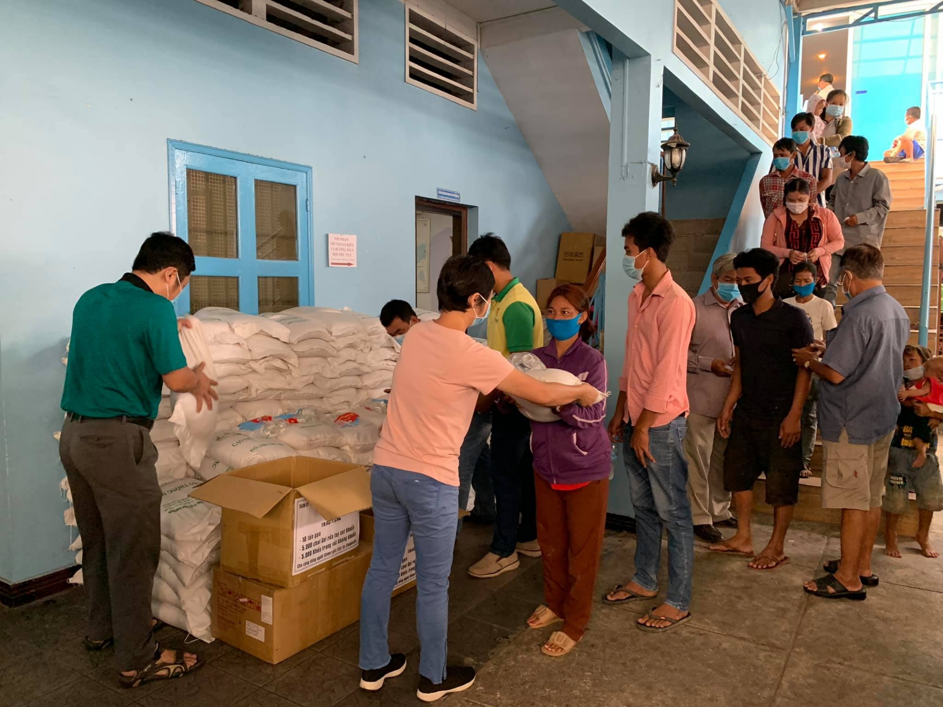 Relief delivered to COVID 19-hit Vietnamese Cambodians