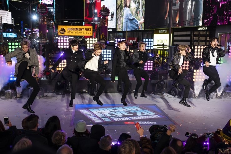 BTS' Billboard win to create economic effect worth USD 1.43 billion