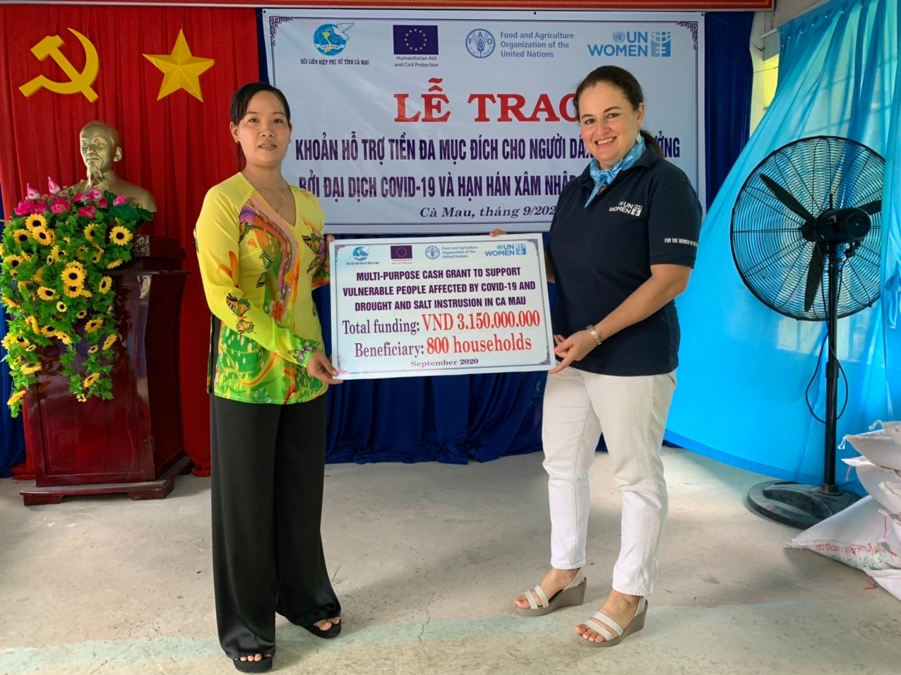 US$ 133,000 to help 3,500 vulnerable people stricken by COVID-19 and drought in Vietnam