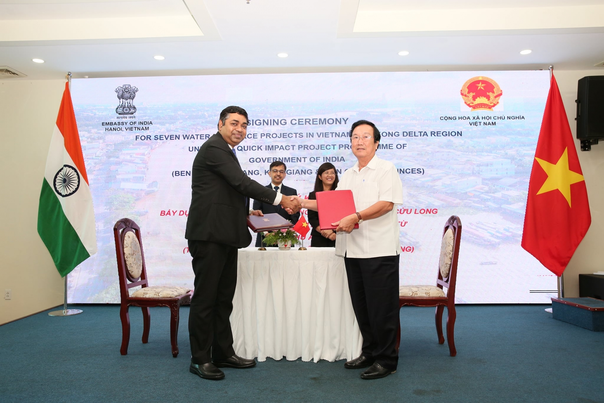 India funds seven water management projects in four Vietnam's Mekong Delta provinces