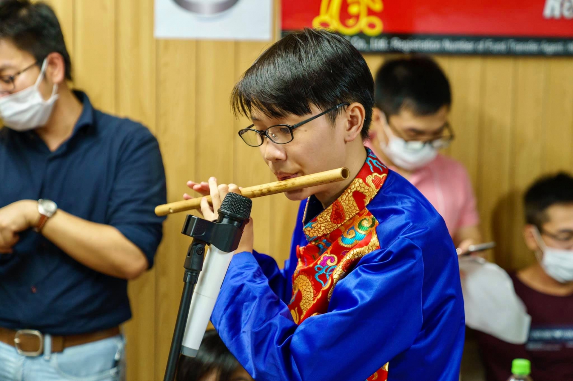 Stranded Vietnamese stuck in Japan's prefecture celebrate full moon festival