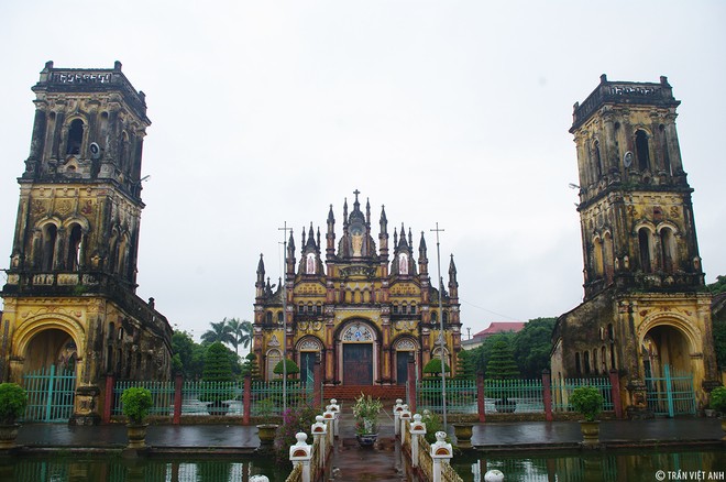 10 beautiful churches in Nam Dinh