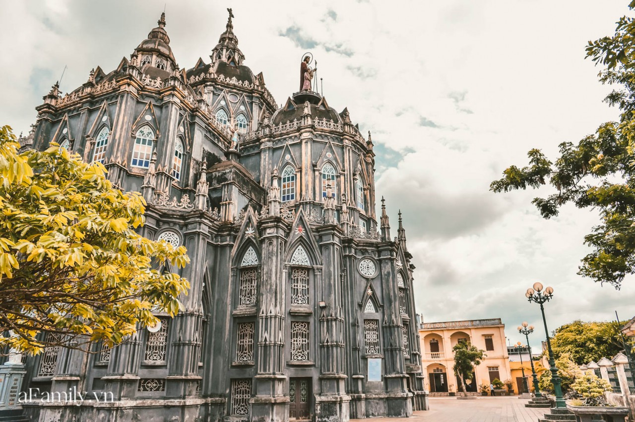 10 beautiful churches in Nam Dinh