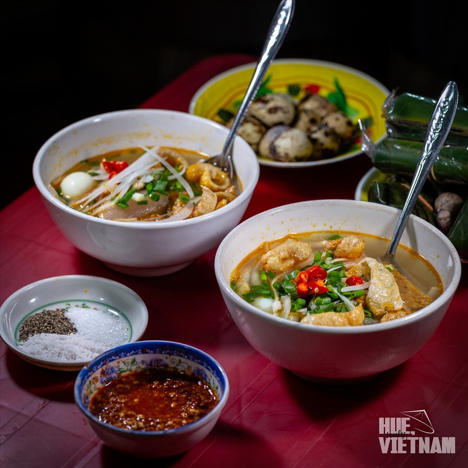 Yummy Must-try Dishes in the Ancient Capital of Vietnam