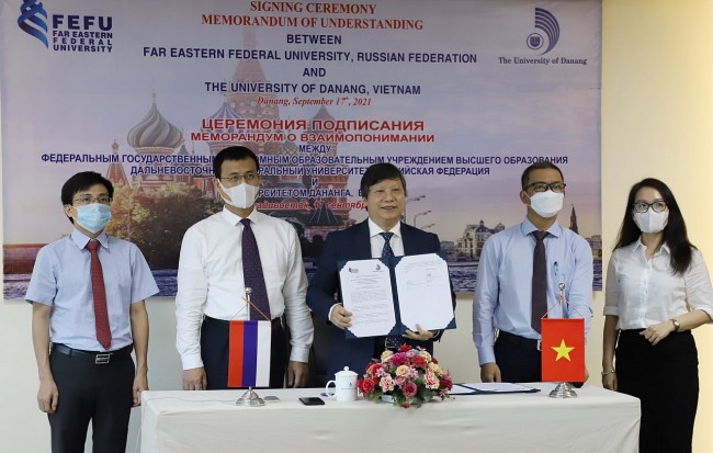 Russian and Da Nang Universities to Boost Student Exchanges