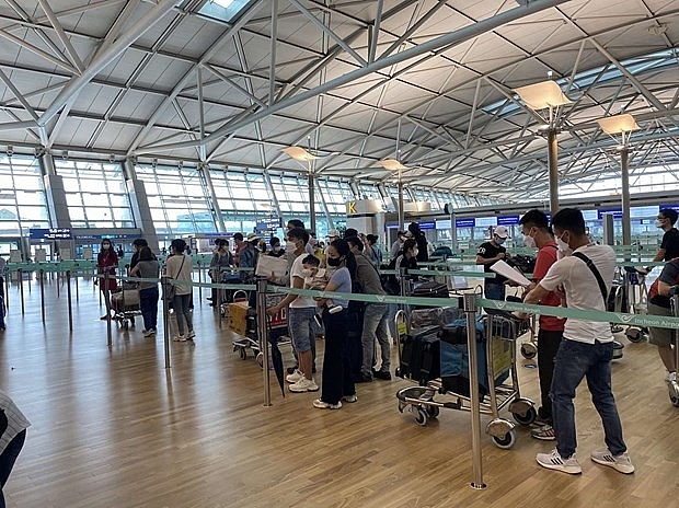 Over 1,400 Vietnamese citizens brought home this week