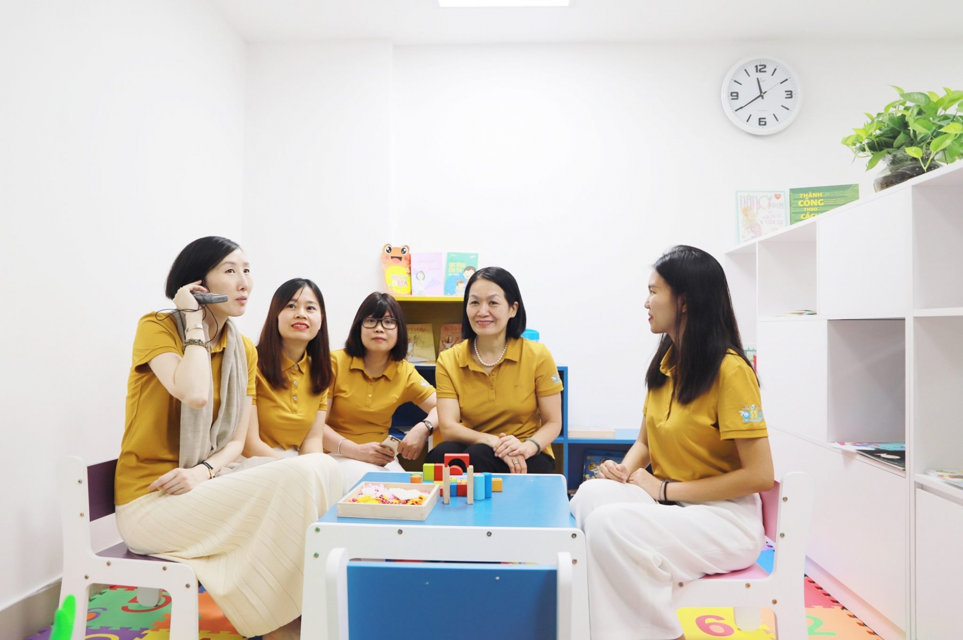 One Stop Support Office for returning migrant women launched in Hanoi