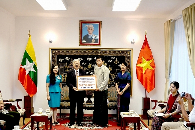 Friendship Association hands over COVID-19 aid to Myanmar Embassy