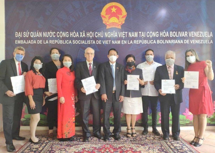 Venezuela-Vietnam Friendship Association makes debut