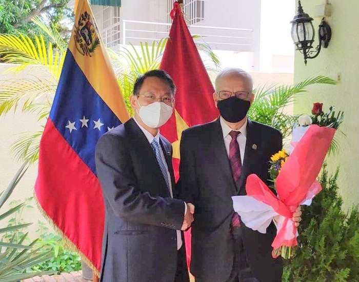 Venezuela Vietnam Friendship Association makes debut