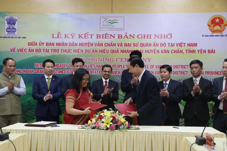 Trees Planted in Yen Bai to Mark Vietnam-India Friendship