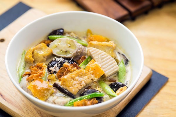 Finding the Best Vegetarian Dish in Vietnamese Cuisine