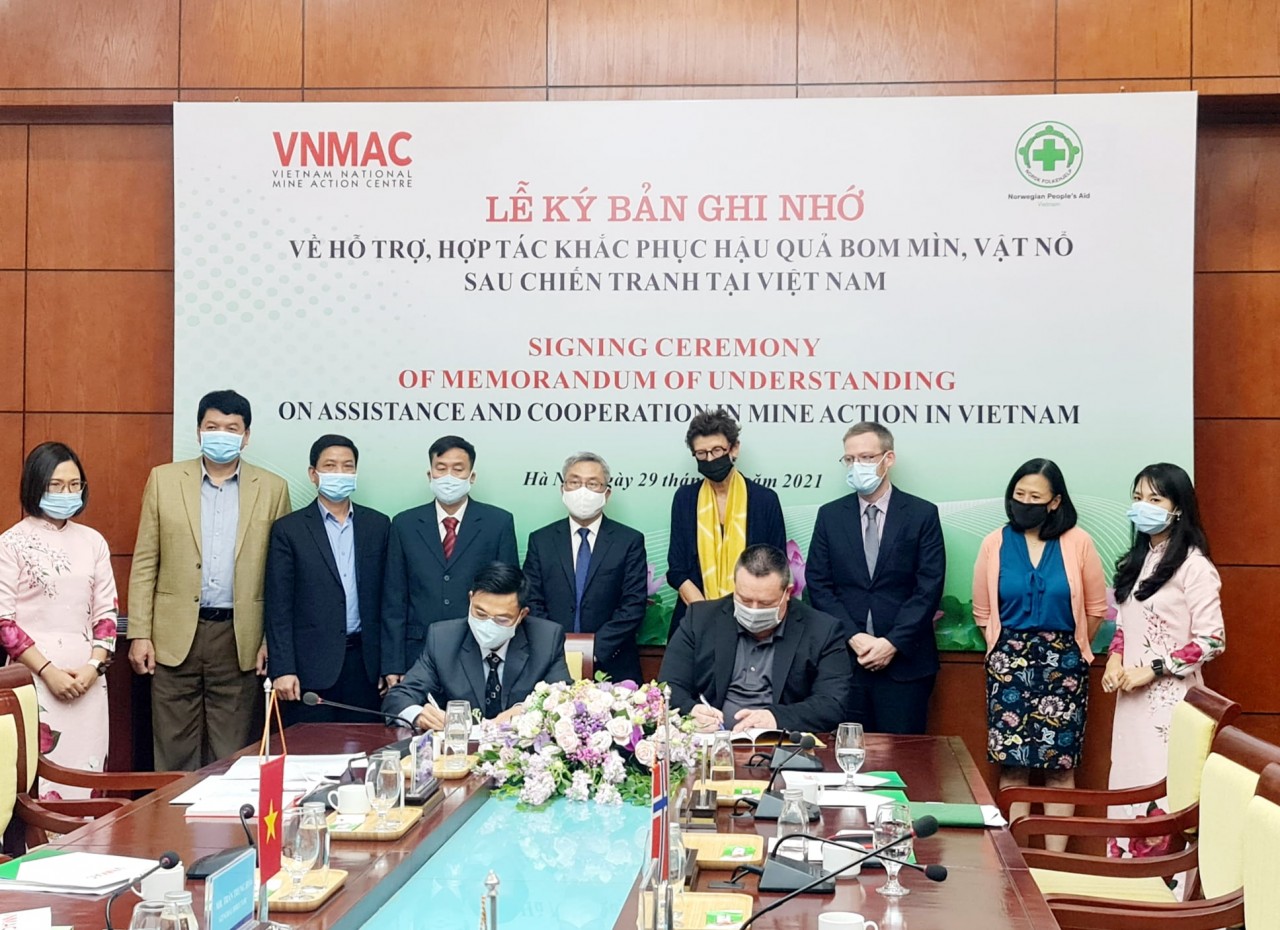 Norwegian People's Aid Helps Eliminate Landmine Impact in Vietnam