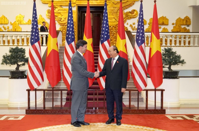 us wants to further promote extensive collaboration and defence ties with vietnam