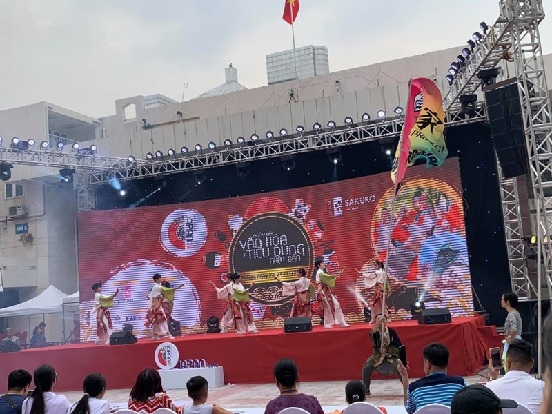 entertaining japan fest in hanoi this weekend