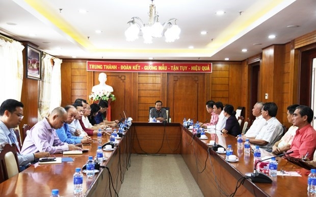 Vietnam's Embassy in Laos receives suggestions on draft documents to 13th Party Congress
