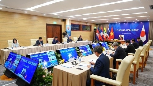 Leaders calls for strengthening cooperation and increasing connectivity at Mekong Japan Summit