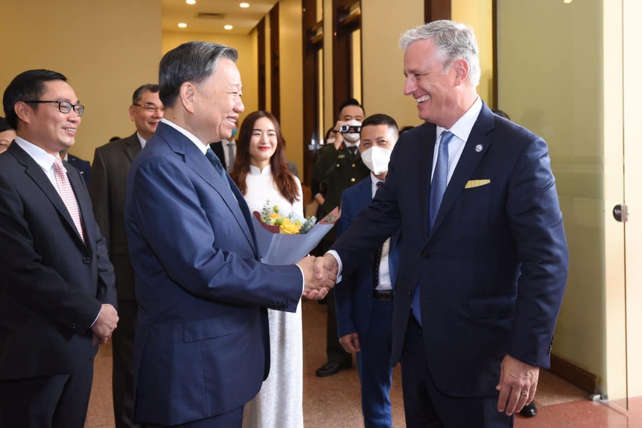Vietnam US defence ties positively contributed to bilateral comprehensive partnership