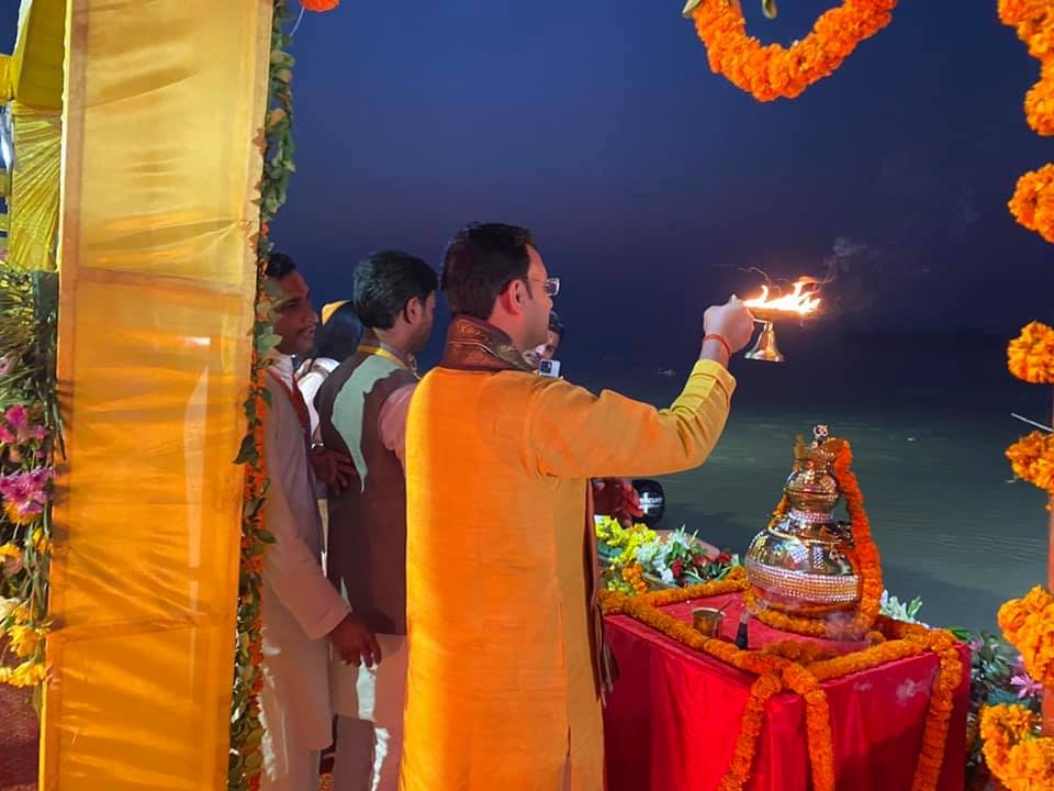 Vietnamese Ambassador and 1 Million Indians Light Candles to Celebrate Diwali 2021