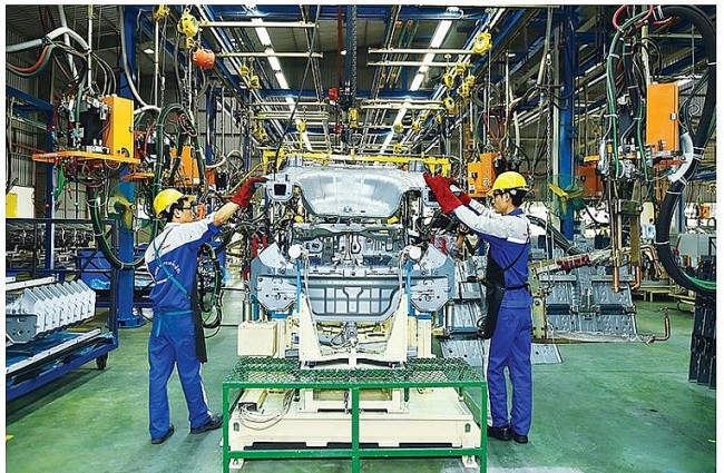 Vietnam, Czech Republic Intensify Scope of Partnerships in Automobile Industry