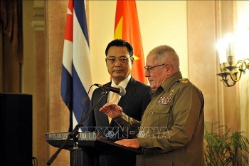 Vietnam Defence White Paper introduced in Cuba