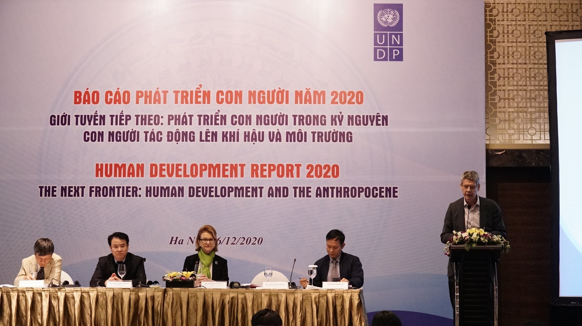 Vietnam climbs up in UN human development index rankings