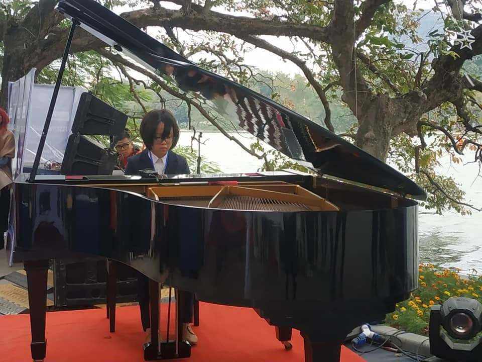International Friendship Art Festival attracts many Hanoians and tourists International friendship art festival attracts many hanoians