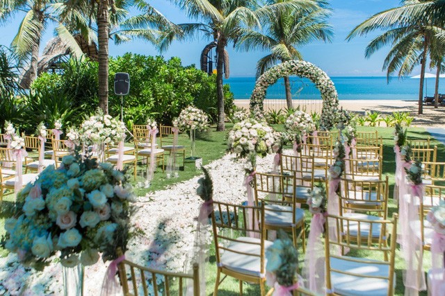 New Travel Opportunity: Indian Weddings on a Vietnamese Beach