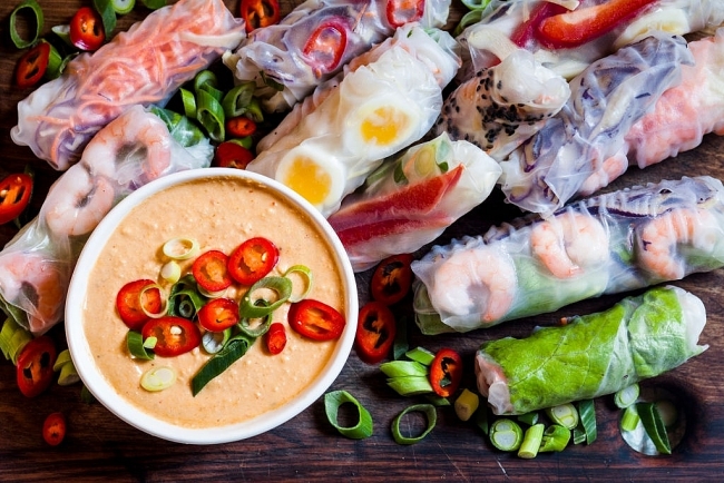 Vietnamese summer rolls praised around the world