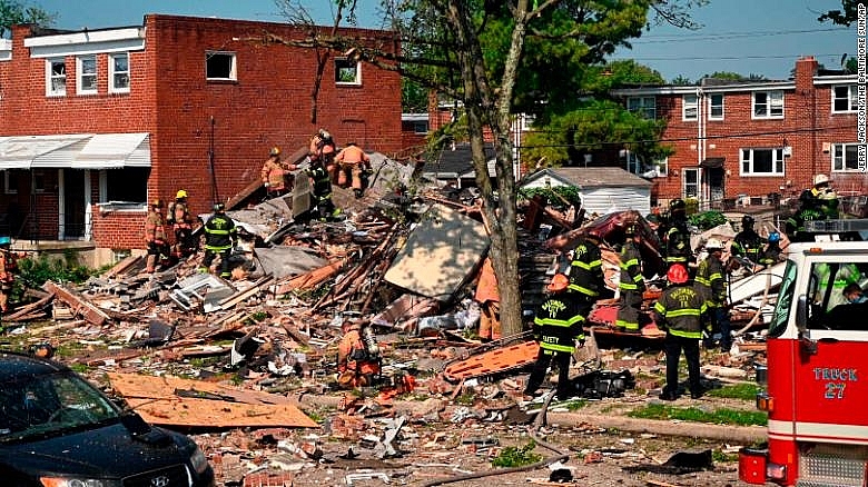 4610 200810112800 03 explosion baltimore maryland 0810 exlarge 169