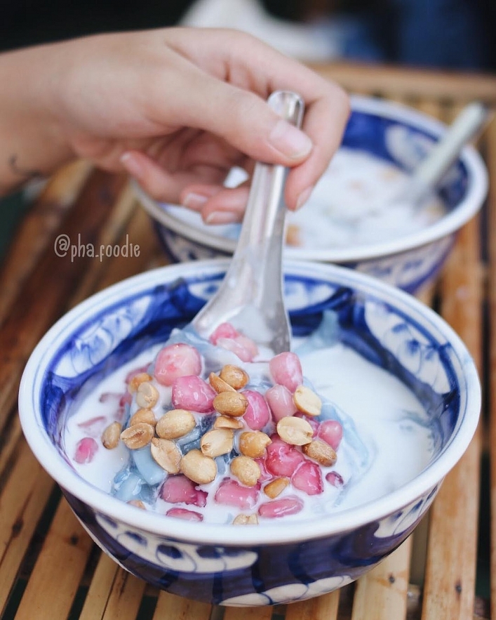 must try che sweet soup shops in ho chi minh city
