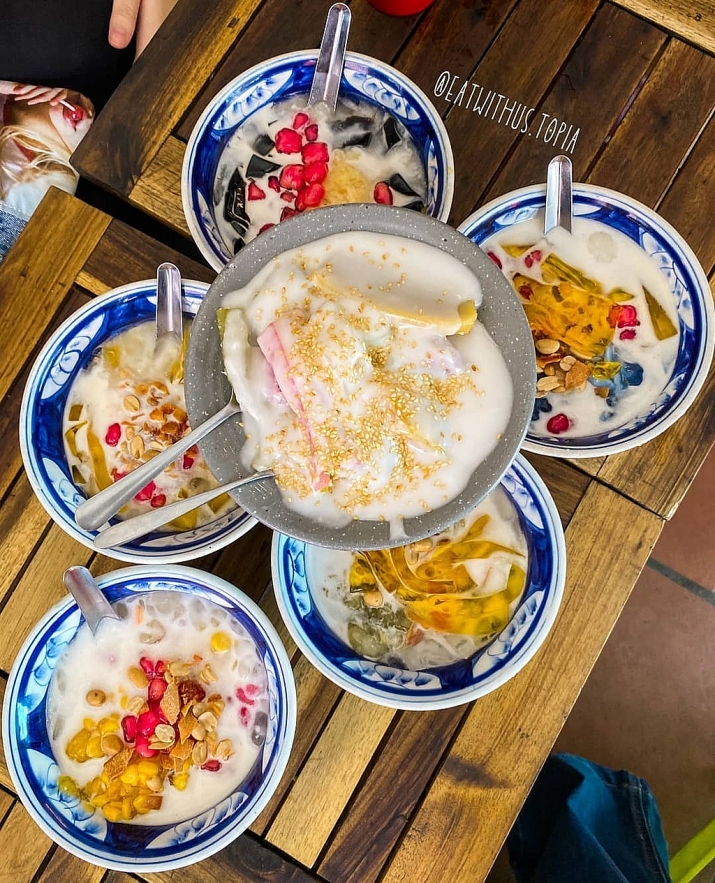 must try che sweet soup shops in ho chi minh city